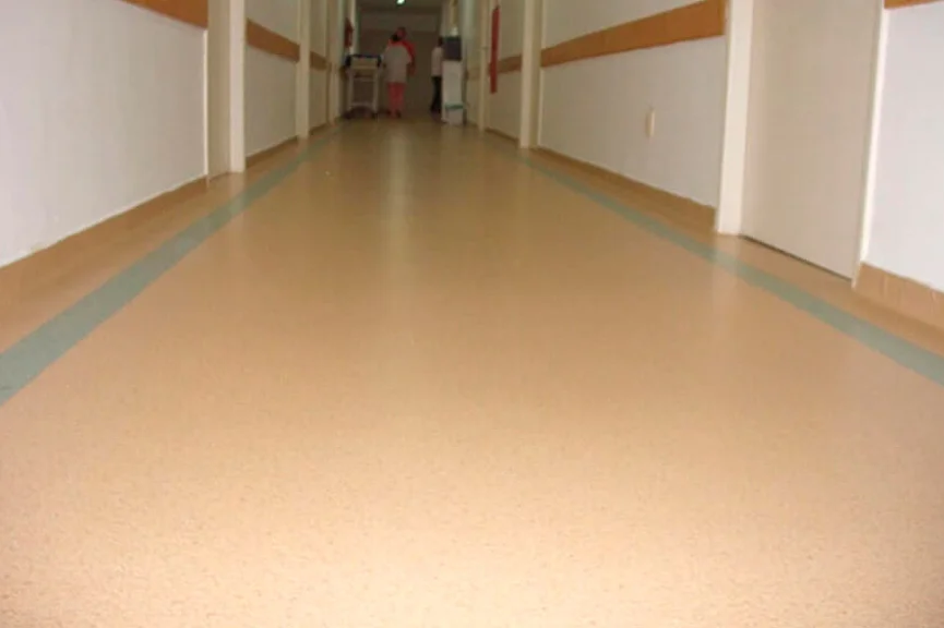 Qual o melhor piso antibacteriano?